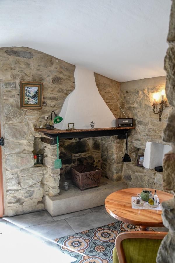 Casa Lucertola Villa Apricale Exterior foto
